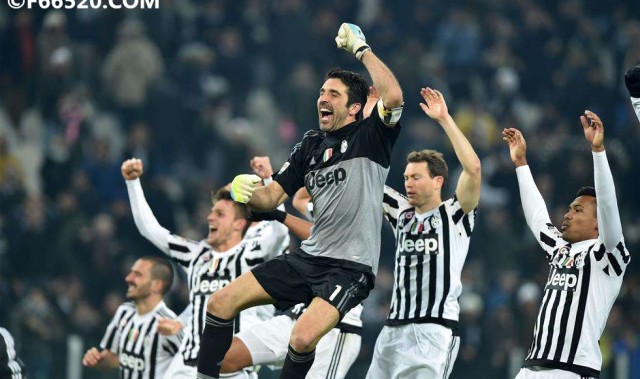  意甲传奇退役，布冯含泪告别绿茵场  