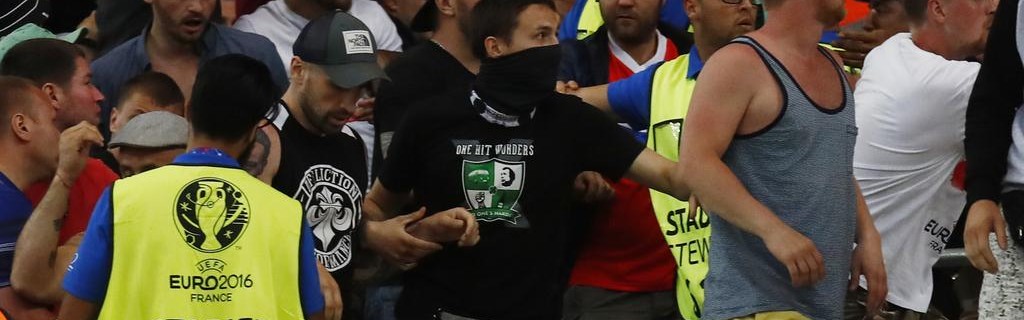  都灵德比战平局收场双方球迷爆发冲突  