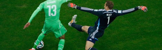  朗斯门将神扑零封梅西成焦点  